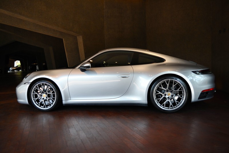 ポルシェ 911(Type992) Carrera S PDK PCCB PDCC スポーツエグゾースト