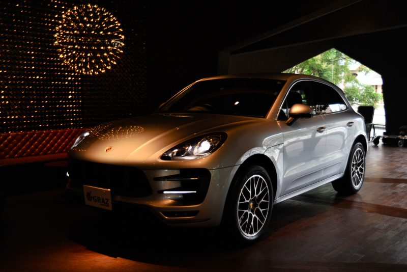 ポルシェ マカン 20インチ Macan Turbo ホイールセット ヨコハマタイヤ ポルシェ マカン ヨコハマ ADVAN sports V107