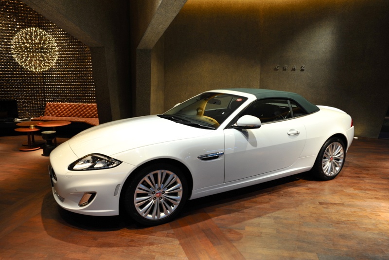 ジャガー XK ポートフォリオ コンバーチブル 2015年モデル グリーン幌