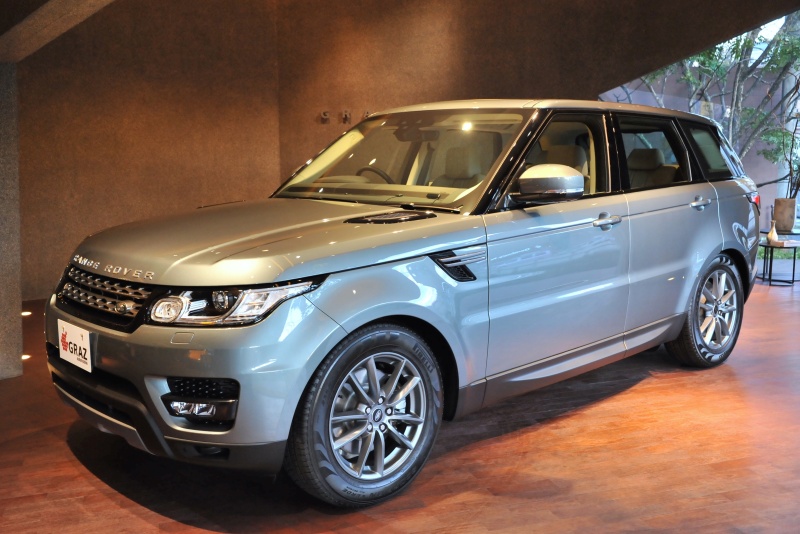 ランドローバー レンジローバーsport Se 3 0 V6 ディーゼルターボ 当店下取り車両 中古車 情報 グラーツ オートモビール株式会社 ランドローバー レンジローバーsport Se 3 0 V6 ディーゼルターボ 当店下取り車両 中古車 情報 グラーツ オートモビール株式会社