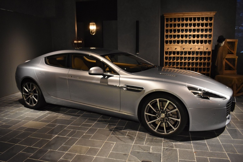 純正品】 Aston Martin ラピードS サンシェード