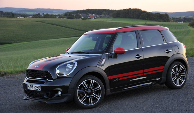 mini_jcw_countryman_090