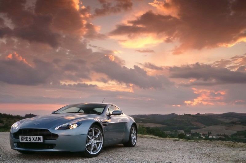 2007-aston-martin-v8-vantage-sunset-1600x12001-800x529